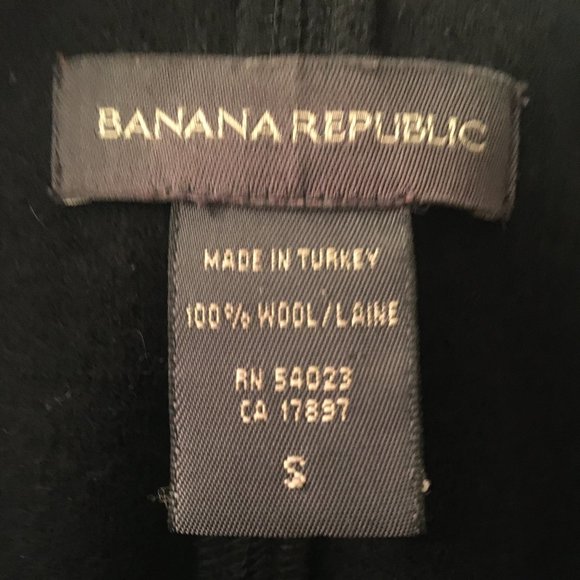Banana Republic Belted Sweater - Picture 4 of 5